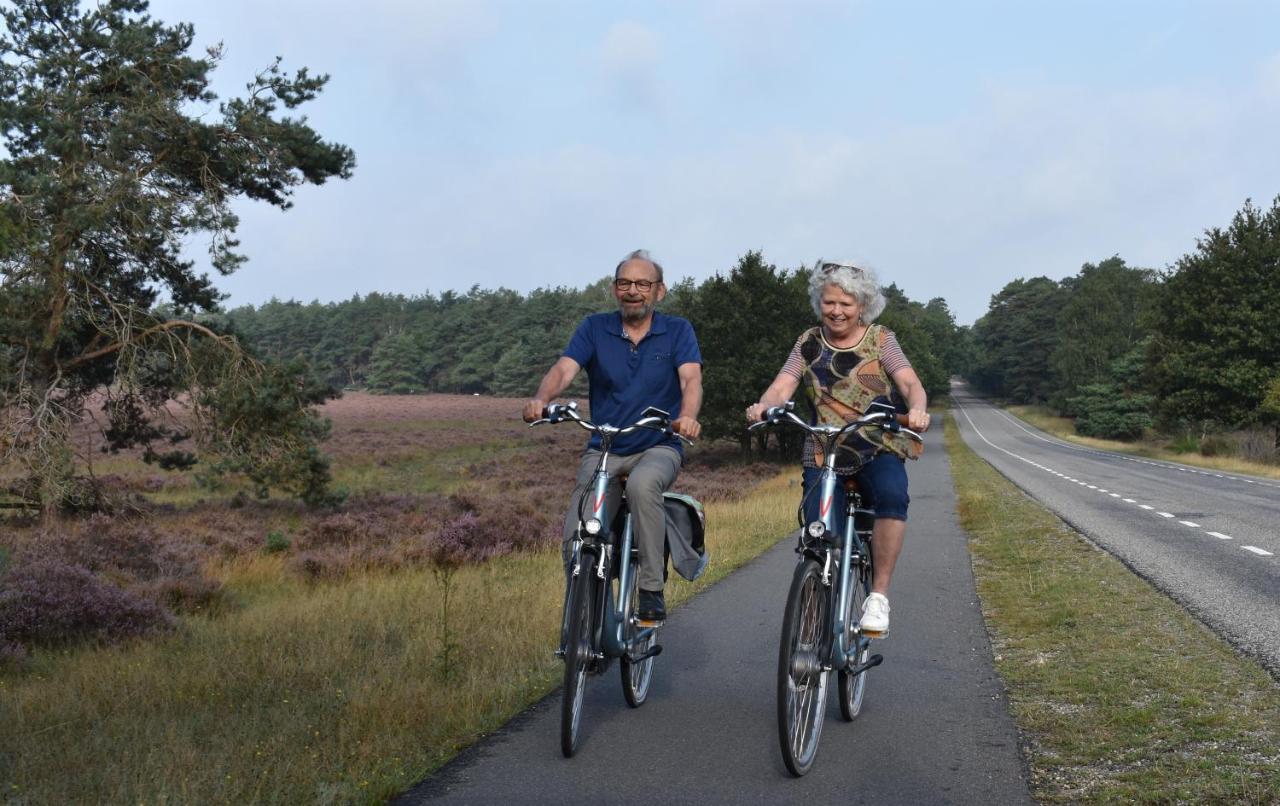 Chalet Op De Veluwe # Linde Putten Kültér fotó